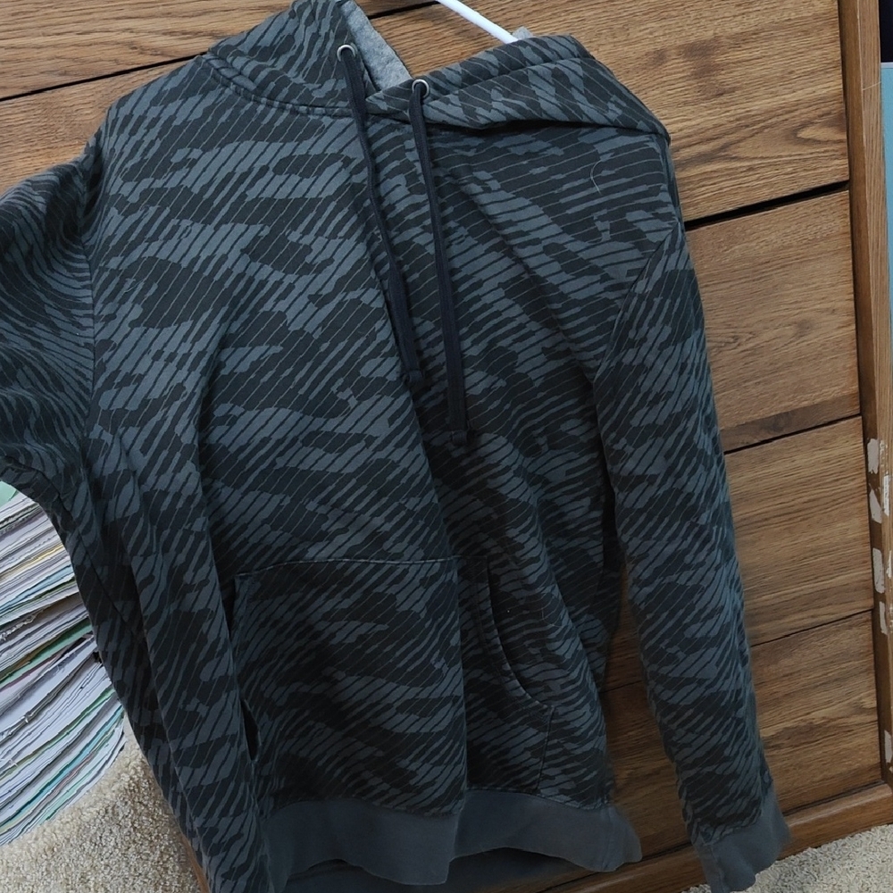 Men's Gray Camouflage Sweatshirt